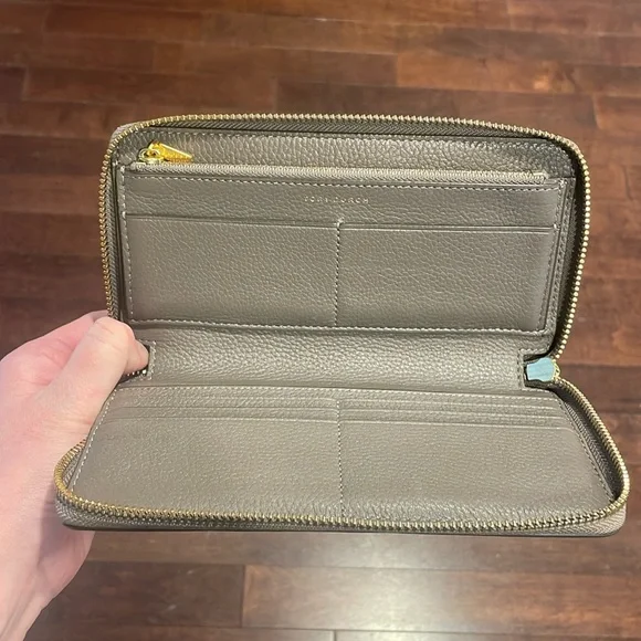 Tory Burch Wallet - Picture 4 of 5